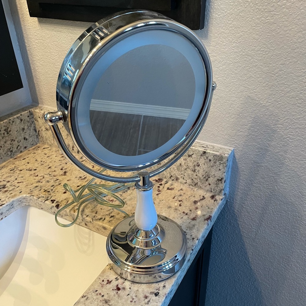 Touch Activated Magnified & Lighted Vanity Mirror